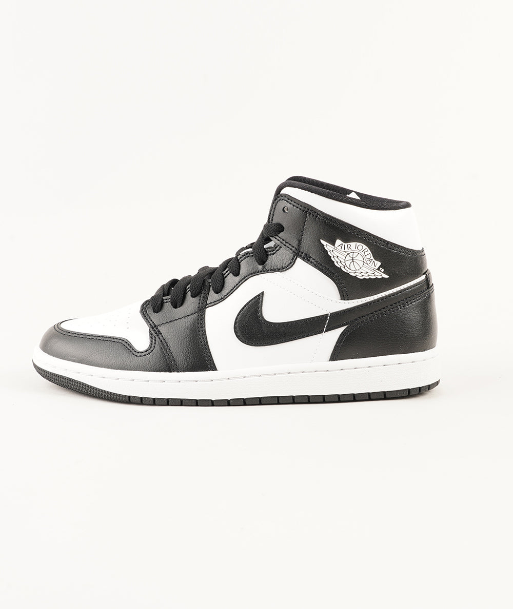 
                  
                    JORDAN JORDAN 1 MID
                  
                