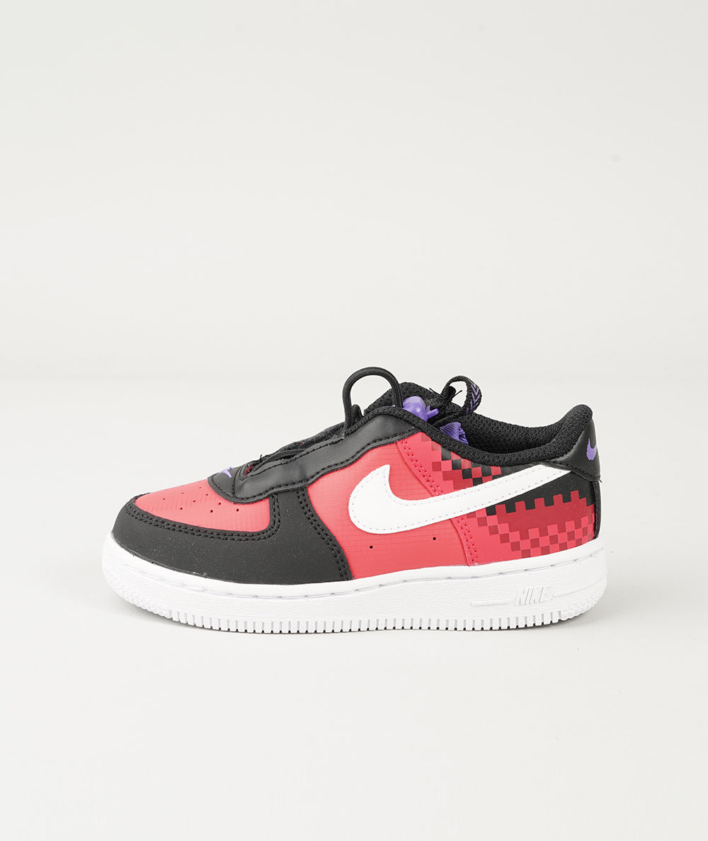 NIKE FORCE 1 TOGGLE SE