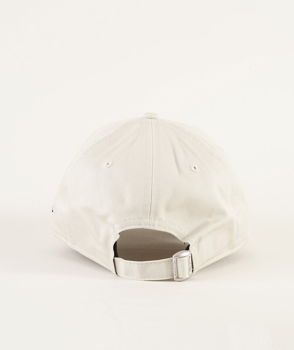 
                  
                    NEW ERA BERRETTO
                  
                