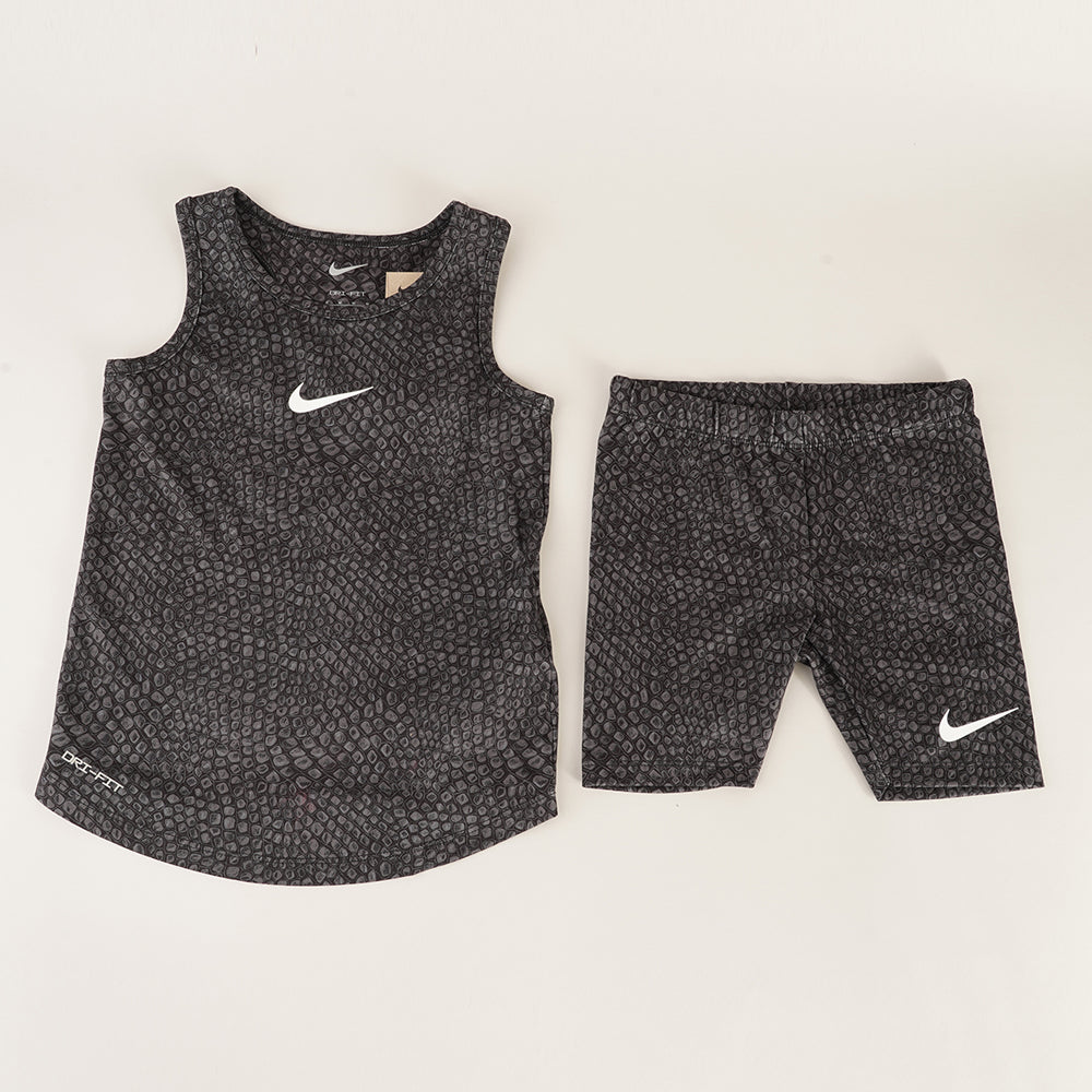 
                  
                    NIKE 2 PIECE SET
                  
                