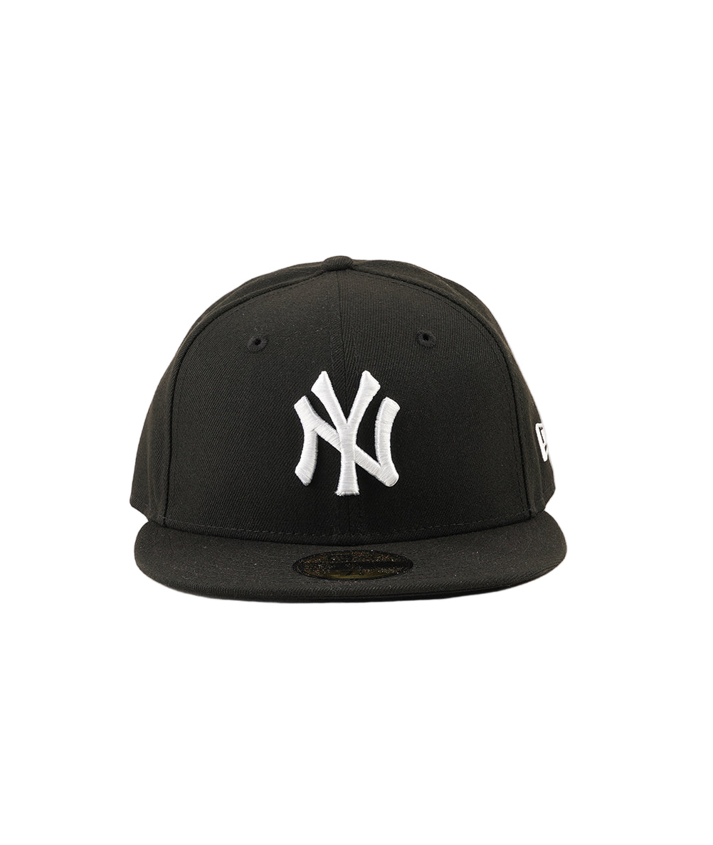
                  
                    NEW ERA MLB BASIC NEYYAN
                  
                