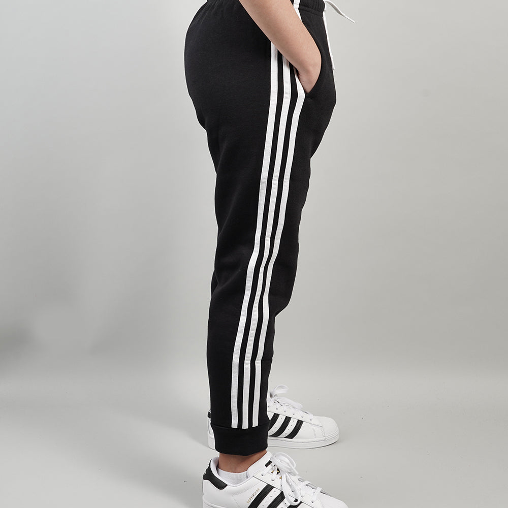 
                  
                    ADIDAS PANTALONI ADIDAS ESSENTIALS 3-STRIPES
                  
                