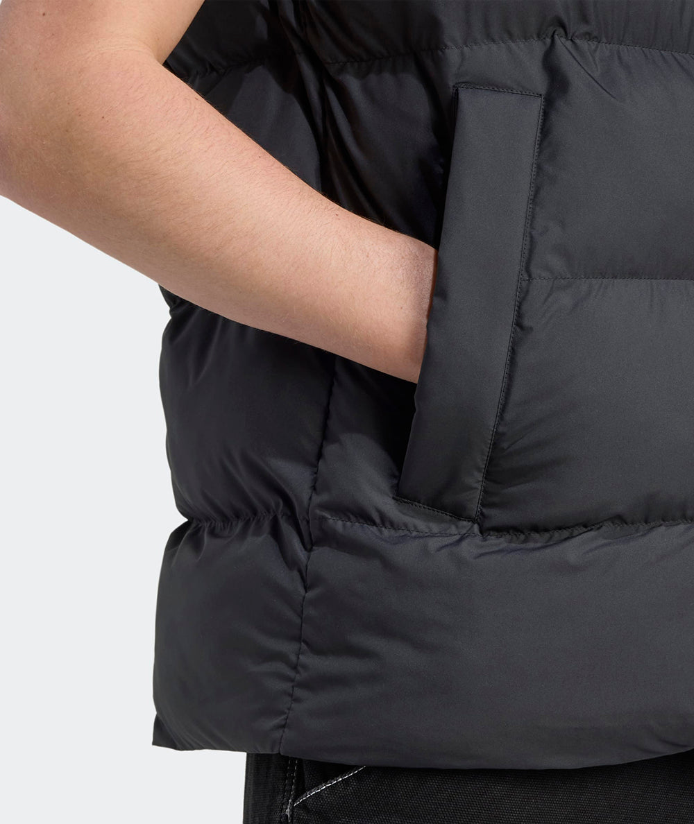 
                  
                    ADIDAS PUFFER
                  
                