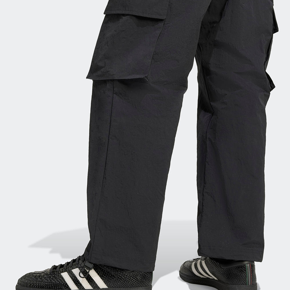 
                  
                    ADIDAS FRONT CARGO
                  
                