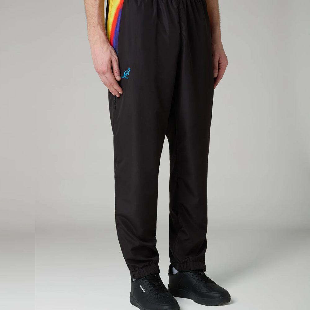 
                  
                    AUSTRALIAN PANTALONE V SMASH
                  
                