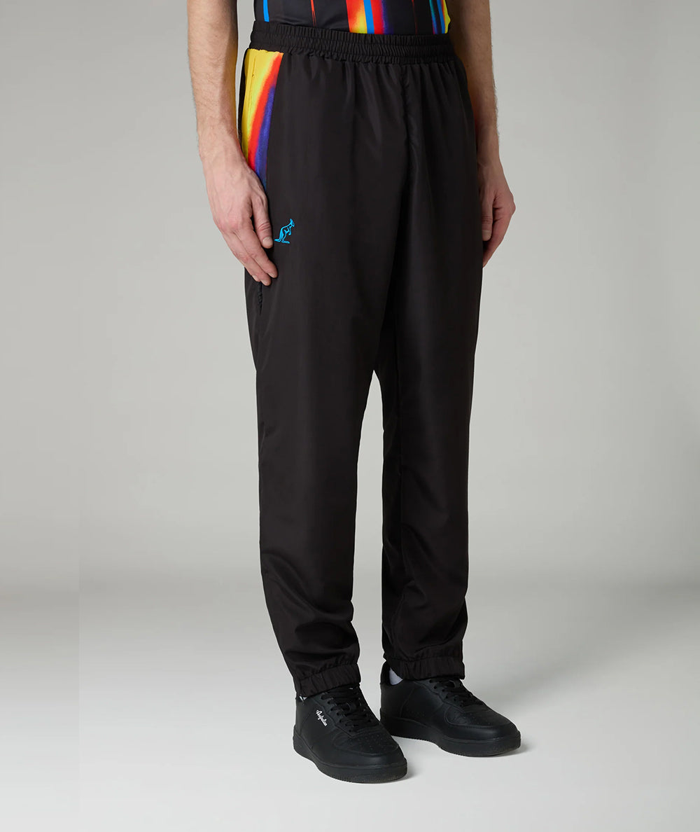 
                  
                    AUSTRALIAN PANTALONE V SMASH
                  
                