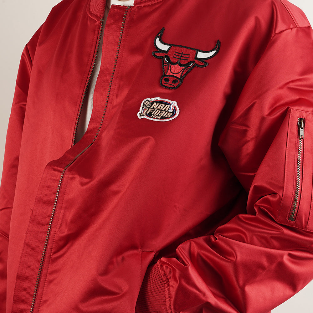 
                  
                    MITCHELL & NESS BOMBER
                  
                