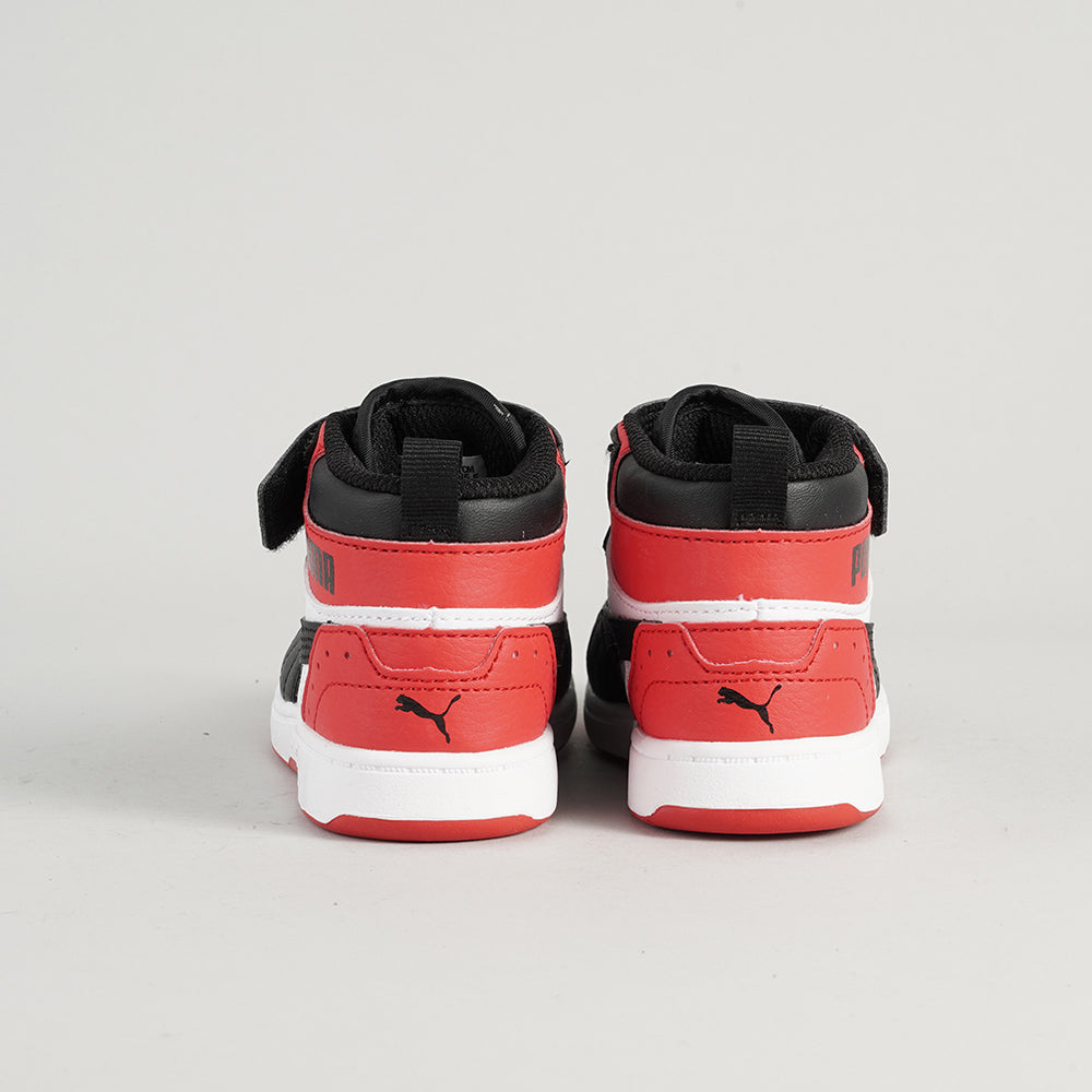 
                  
                    PUMA REBOOUND JOY
                  
                