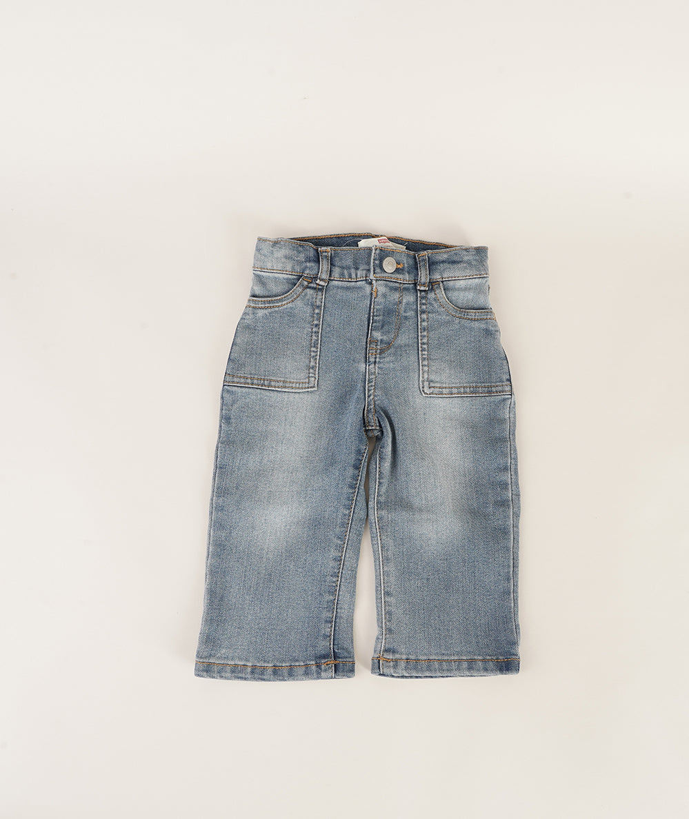 
                  
                    LEVI'S TWO PIECE SET
                  
                