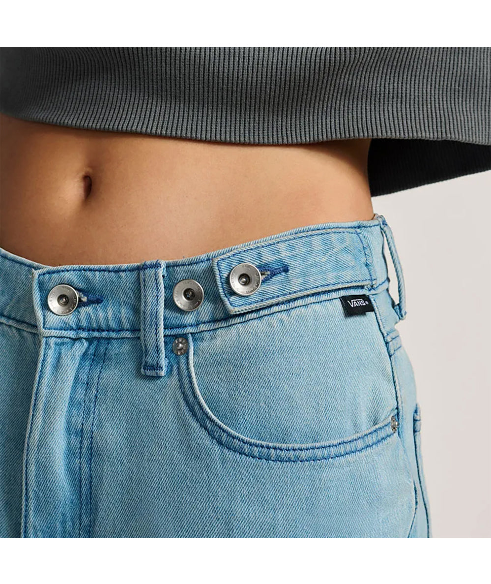 
                  
                    VANS BAGGY
                  
                