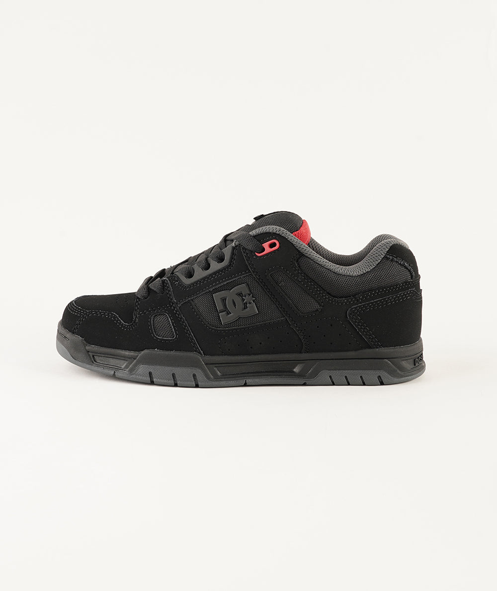 
                  
                    DCSHOECOUSA COURT GRAFFIK
                  
                