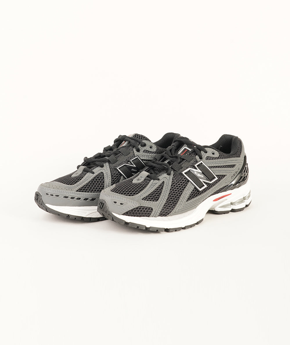 
                  
                    NEW BALANCE NEW BALANCE 1906
                  
                