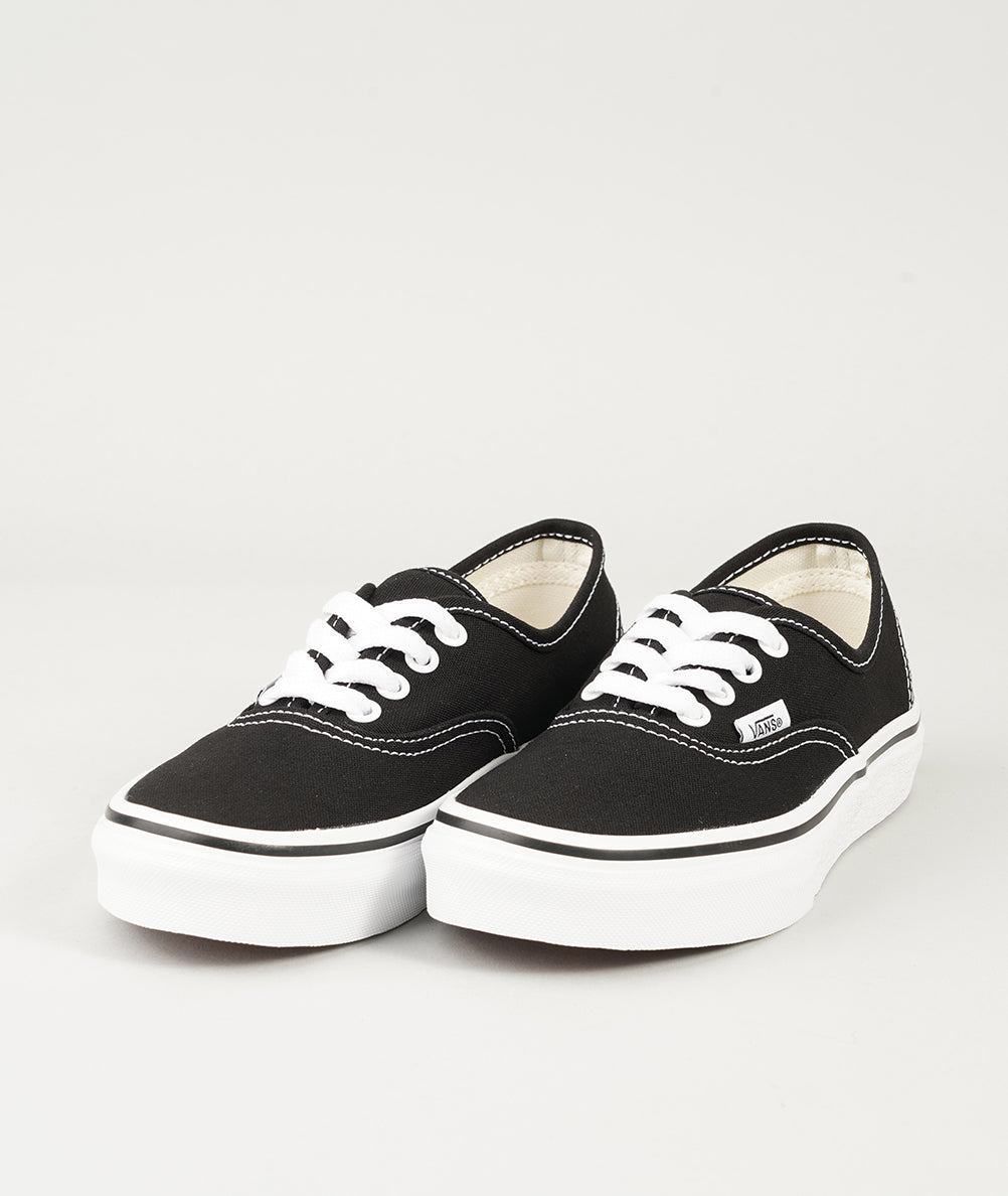 
                  
                    VANS AUTHENTIC
                  
                