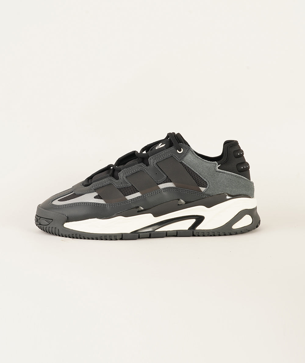 ADIDAS NITEBALL