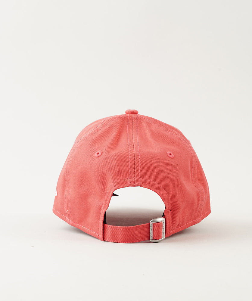 
                  
                    NEW ERA BERRETTO
                  
                