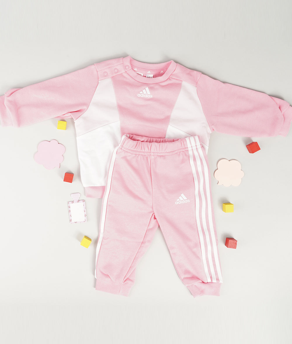 ADIDAS ESSENTIALS