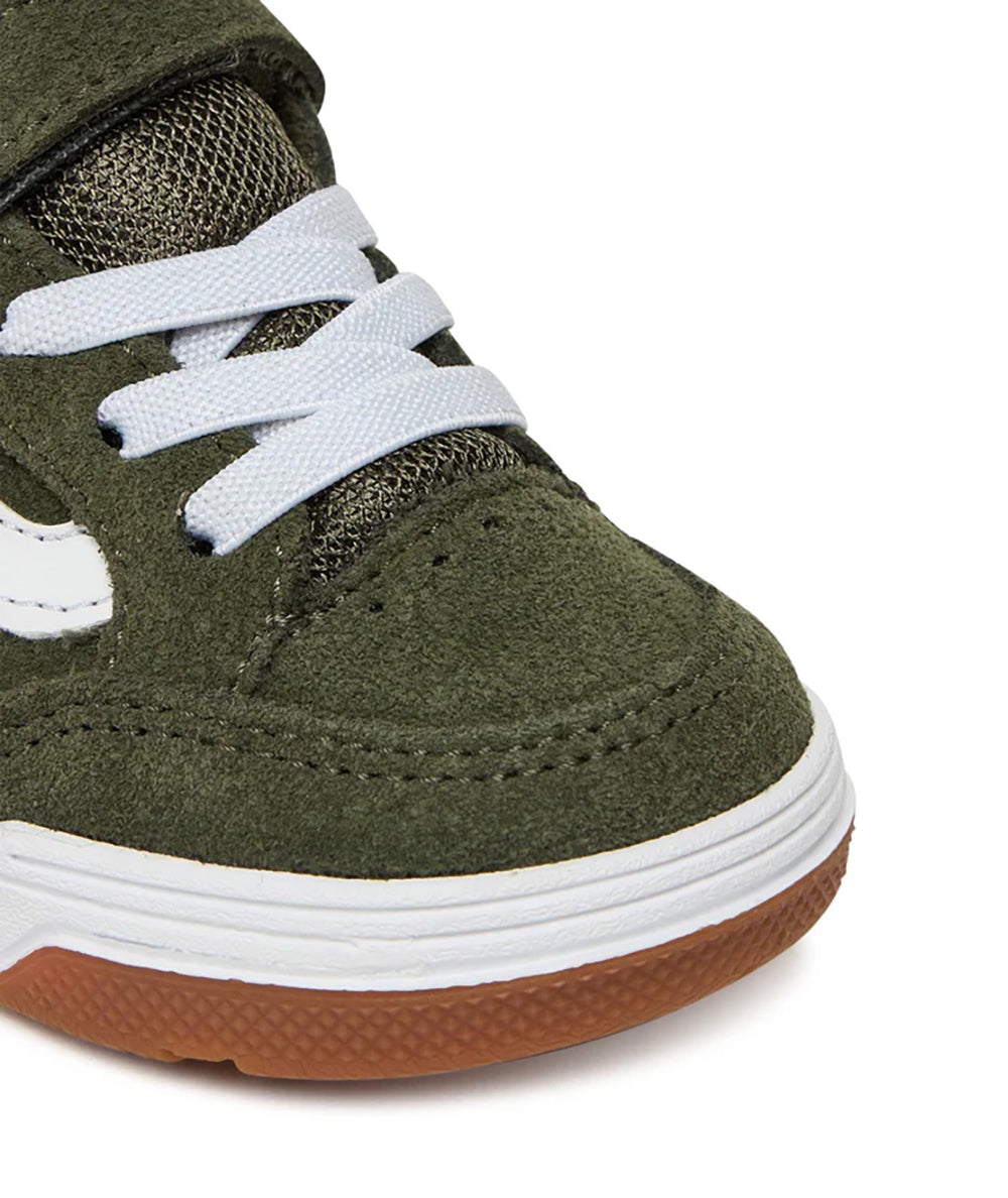 
                  
                    VANS HYLANE
                  
                