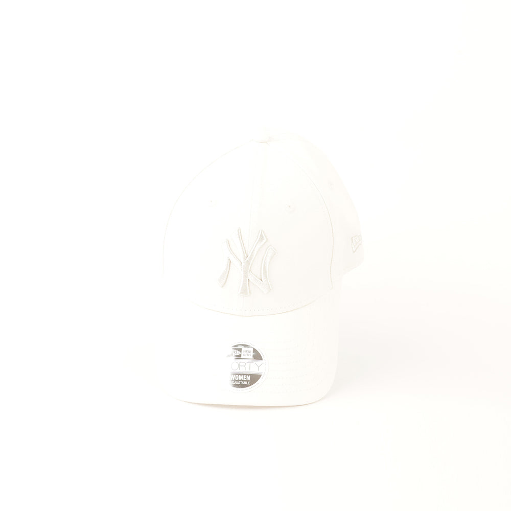 
                  
                    NEW ERA WMNS METALLIC
                  
                