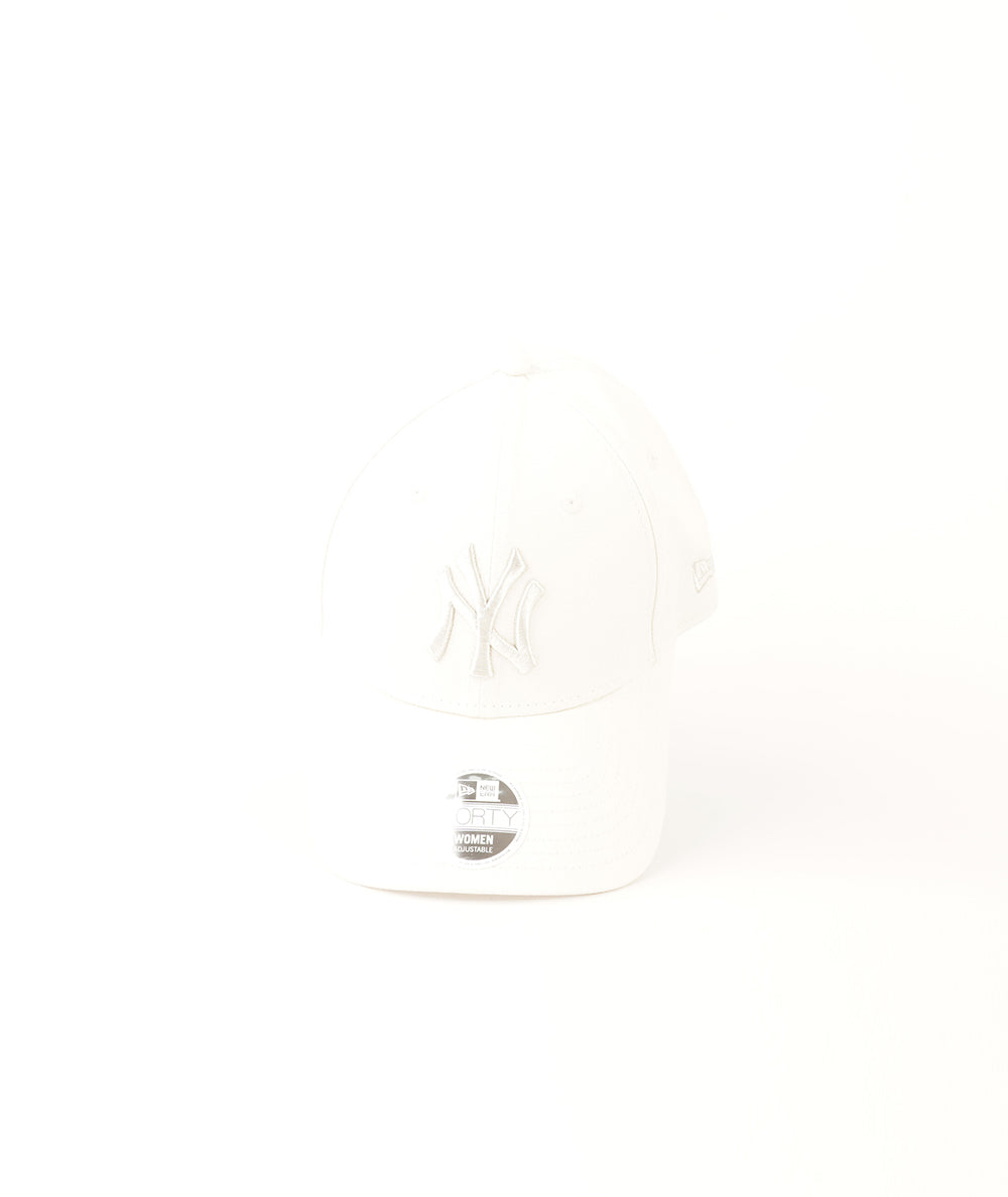 
                  
                    NEW ERA WMNS METALLIC
                  
                