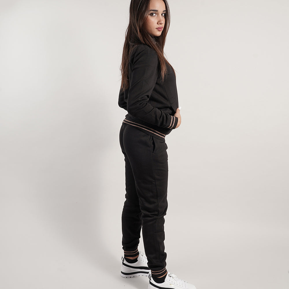 
                  
                    PUMA WE FULL-ZIP SUIT
                  
                