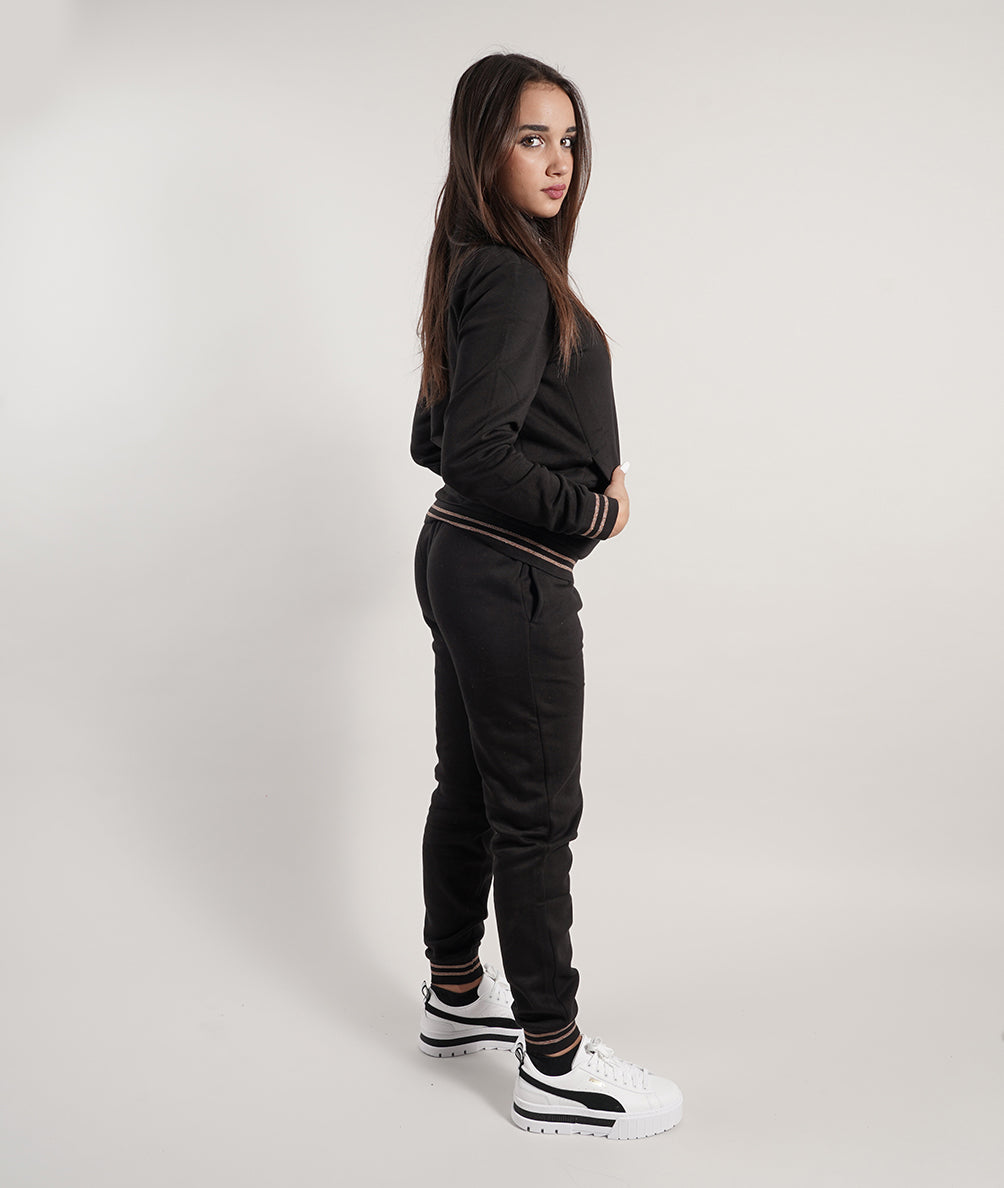 
                  
                    PUMA WE FULL-ZIP SUIT
                  
                