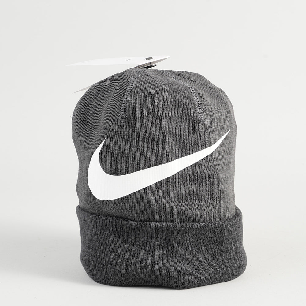 
                  
                    NIKE BANIE
                  
                