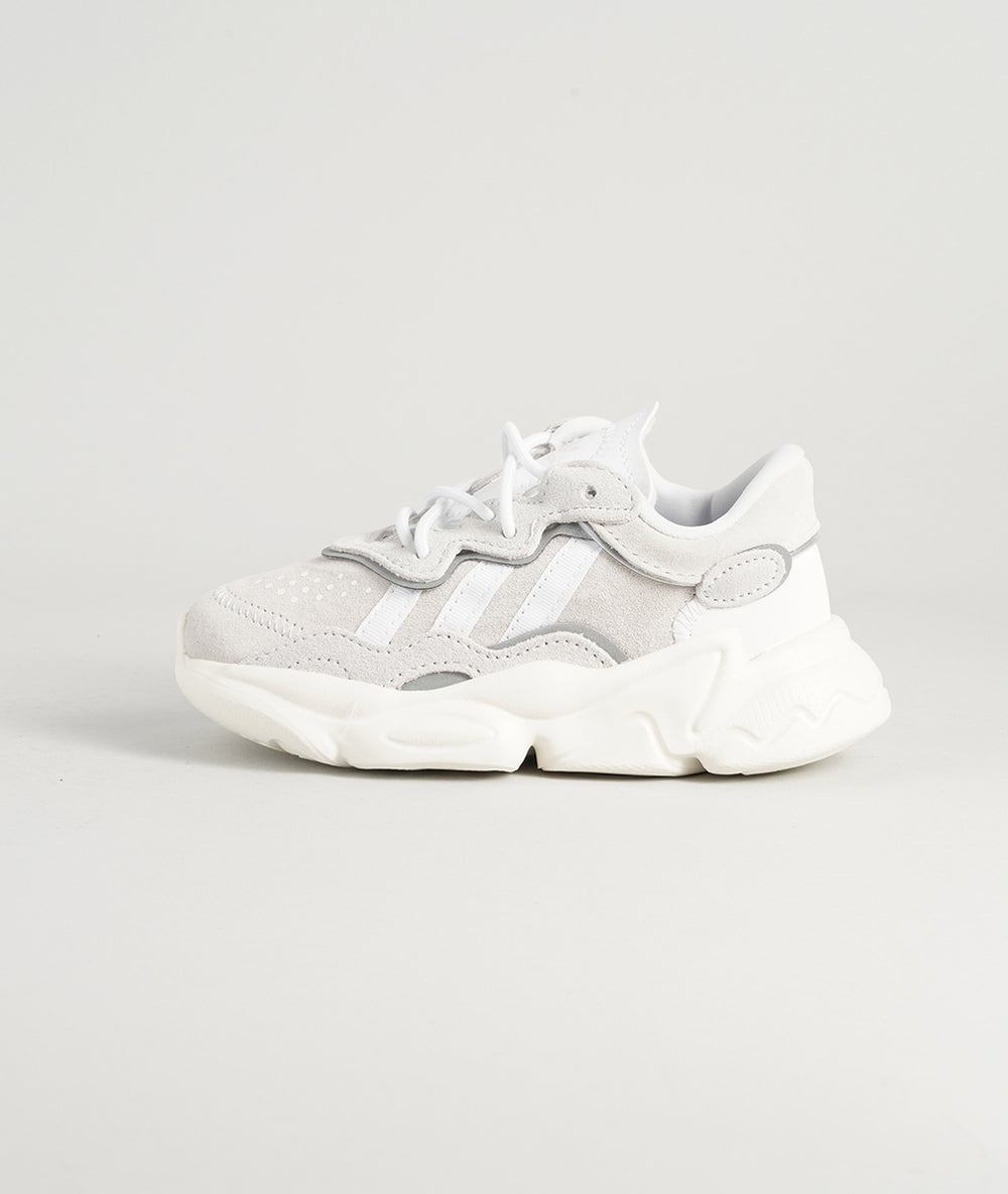 ADIDAS OZWEEGO