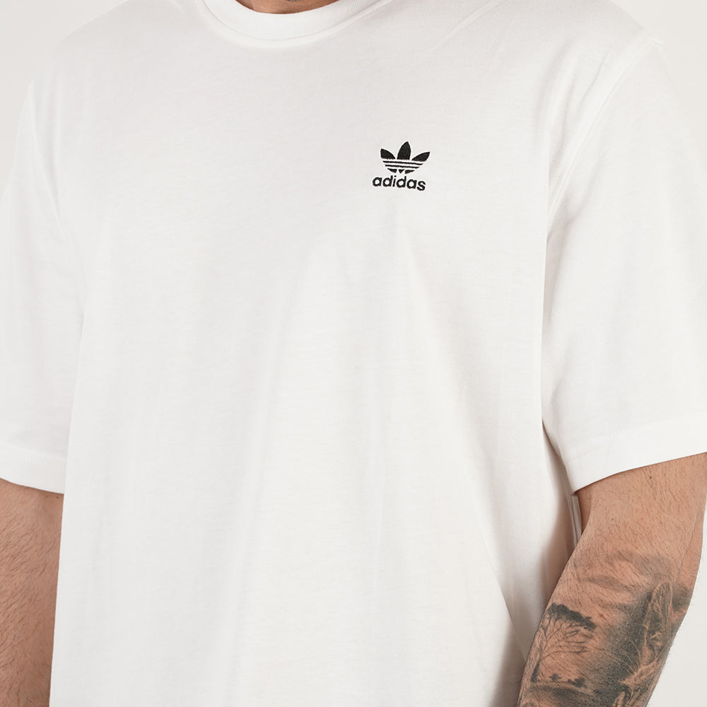 
                  
                    ADIDAS B+F TREFOIL TEE
                  
                