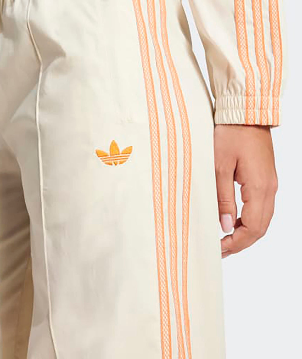 
                  
                    ADIDAS WIDE LEG  PANT
                  
                