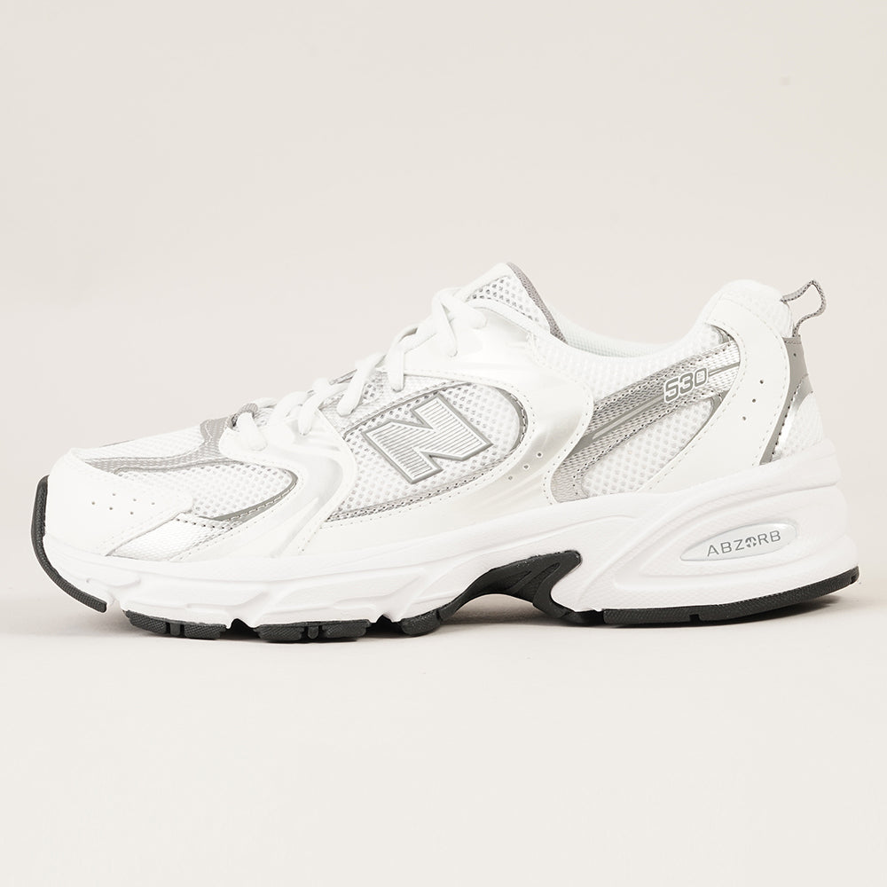 
                  
                    NEW BALANCE NEW BALANCE 530
                  
                