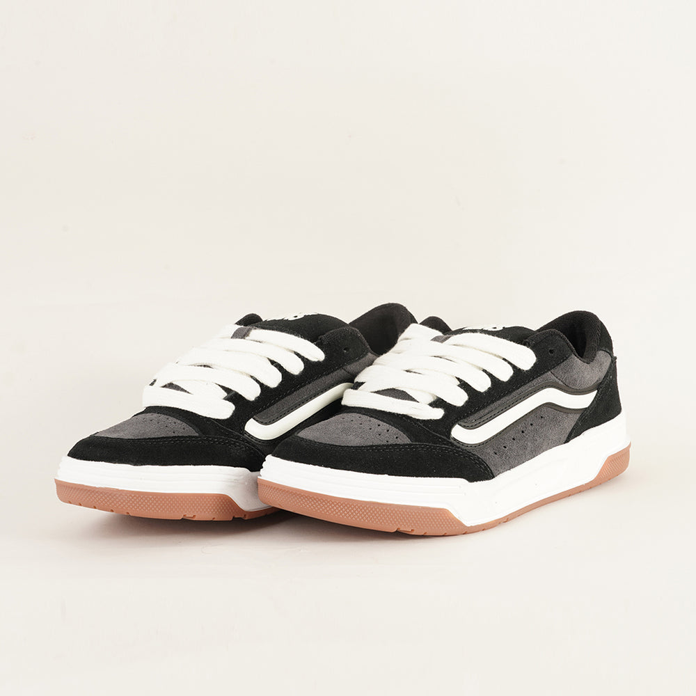 
                  
                    VANS HYLANE
                  
                
