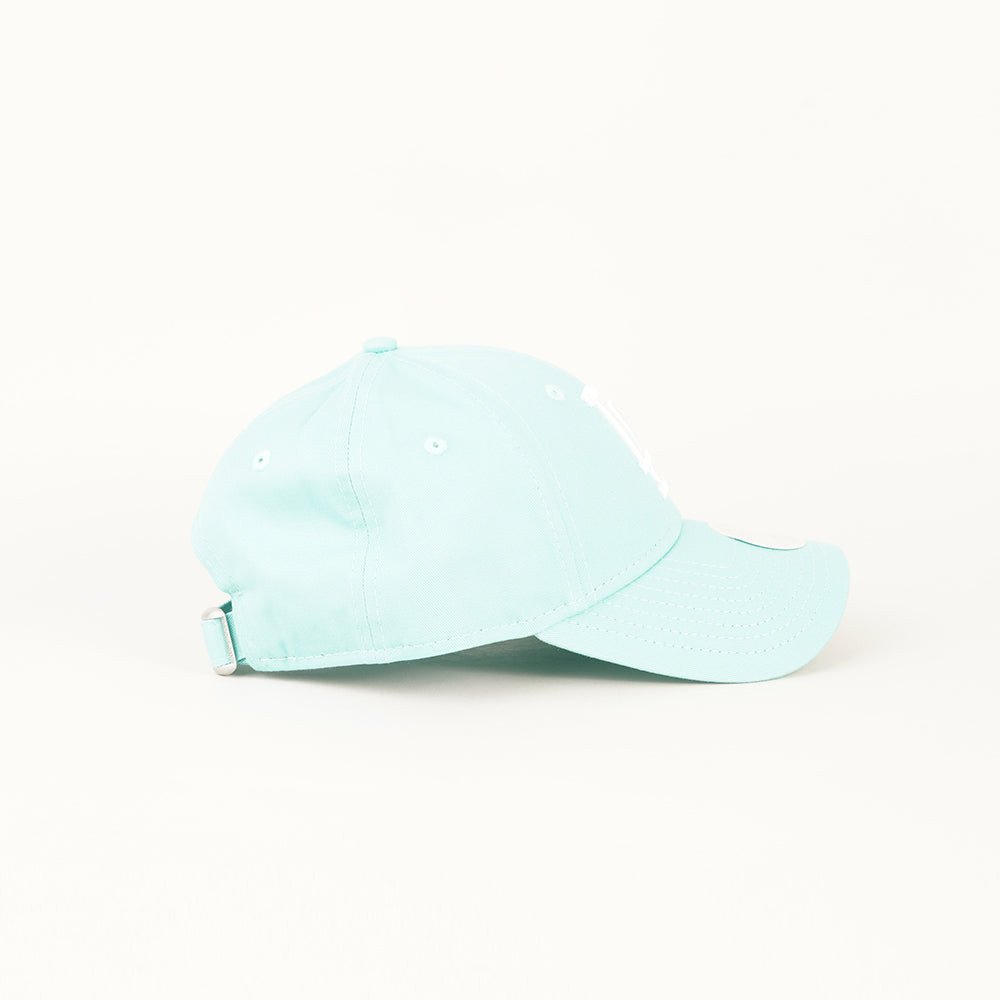 
                  
                    NEW ERA ACCESSORI
                  
                
