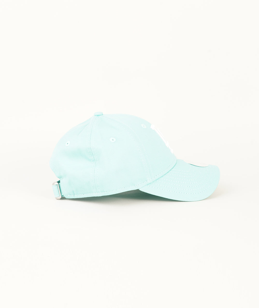 
                  
                    NEW ERA ACCESSORI
                  
                