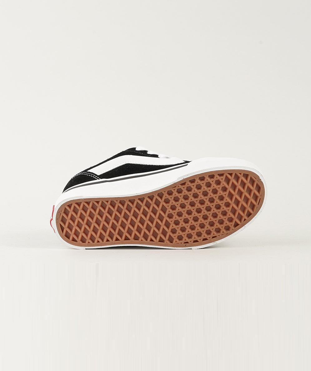 
                  
                    VANS KNU SKOOL
                  
                