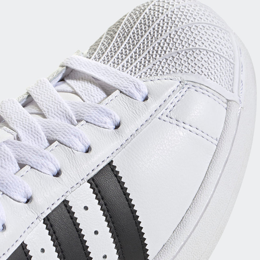 
                  
                    ADIDAS SUPERSTAR II
                  
                