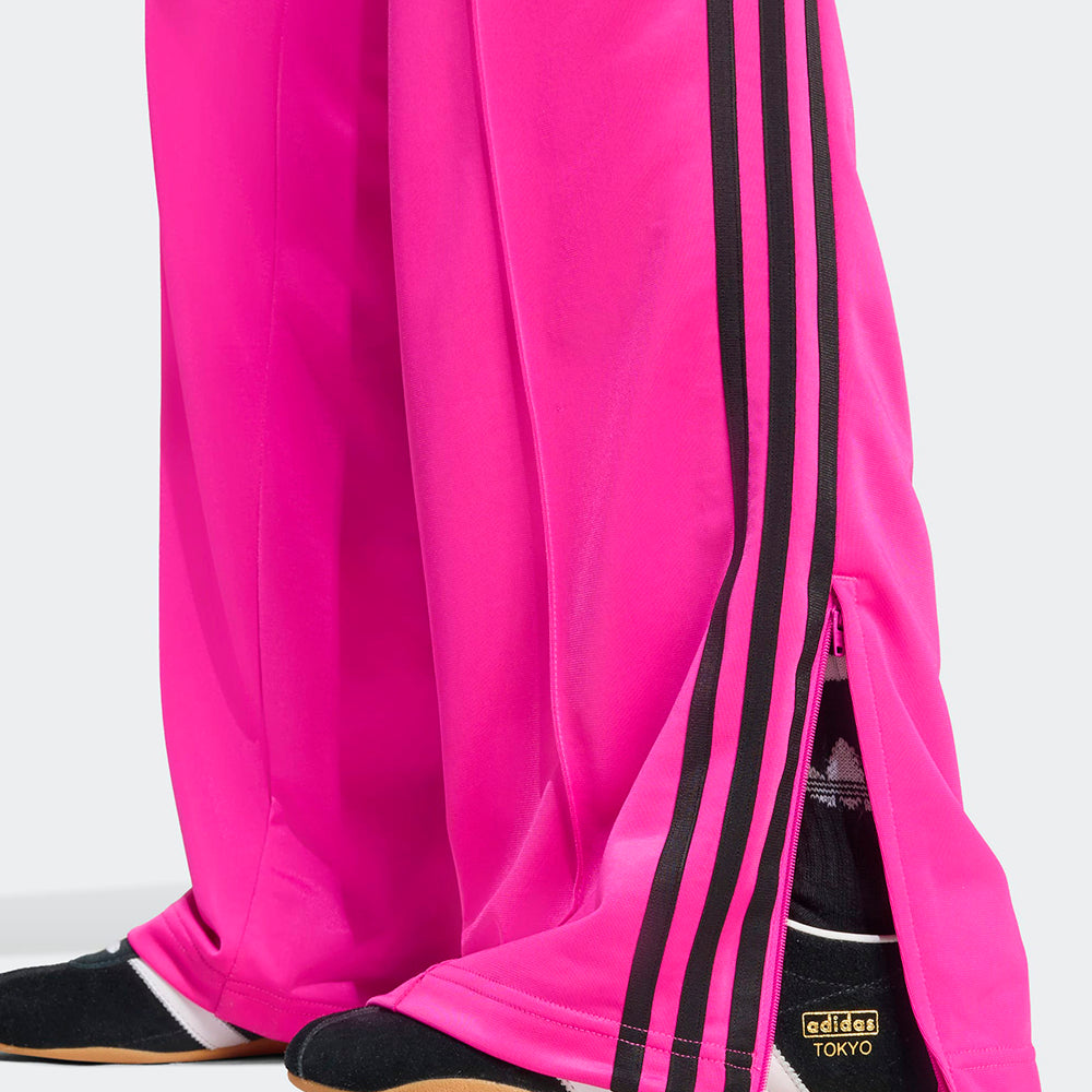 
                  
                    ADIDAS FIREBIRD
                  
                