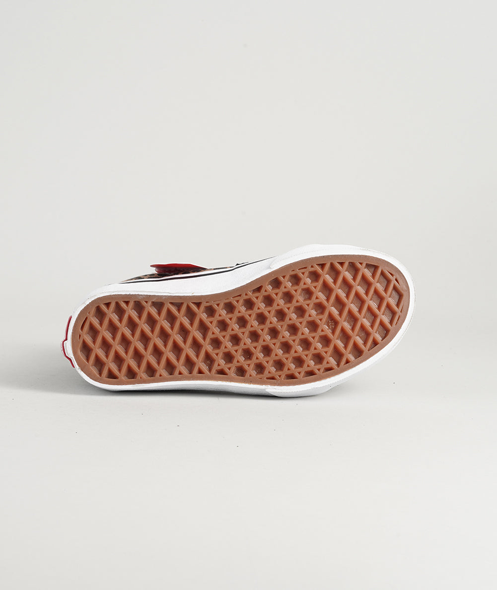 
                  
                    VANS SK8-HI
                  
                