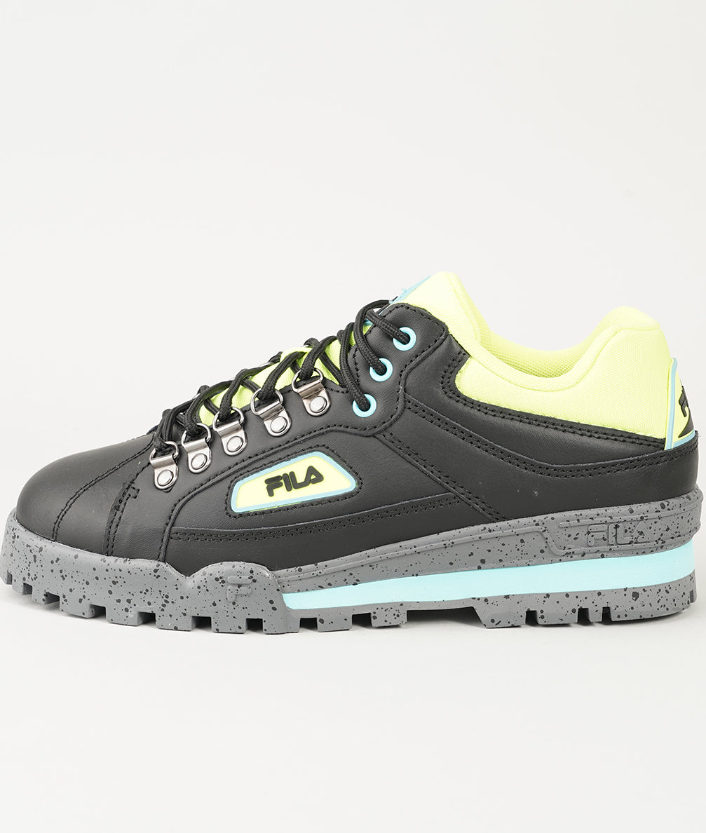 
                  
                    FILA TRAILBLAZER
                  
                