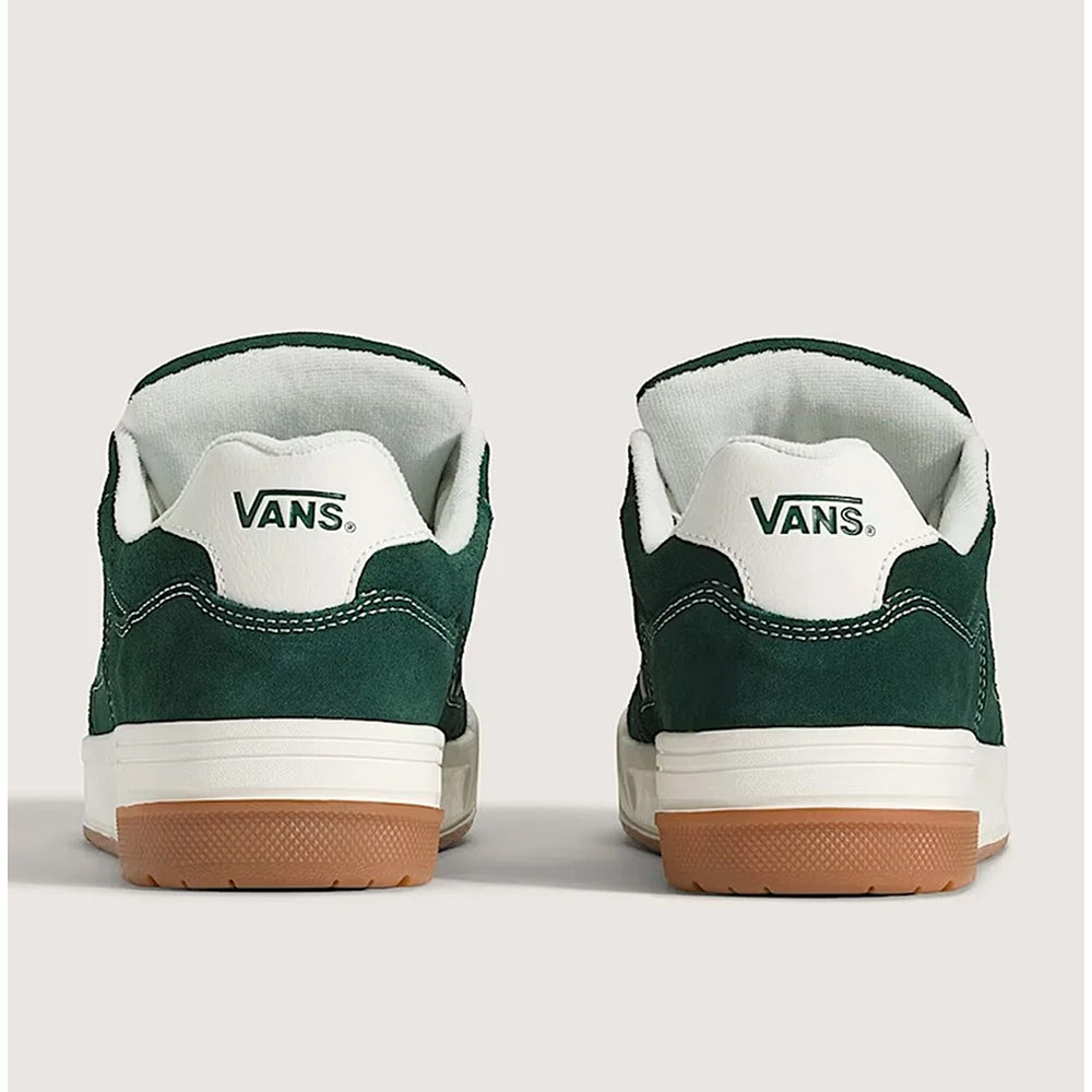 
                  
                    VANS UPLAND
                  
                