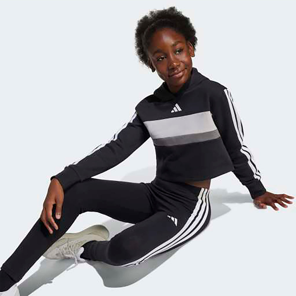 
                  
                    ADIDAS TUTA COMPLETA
                  
                