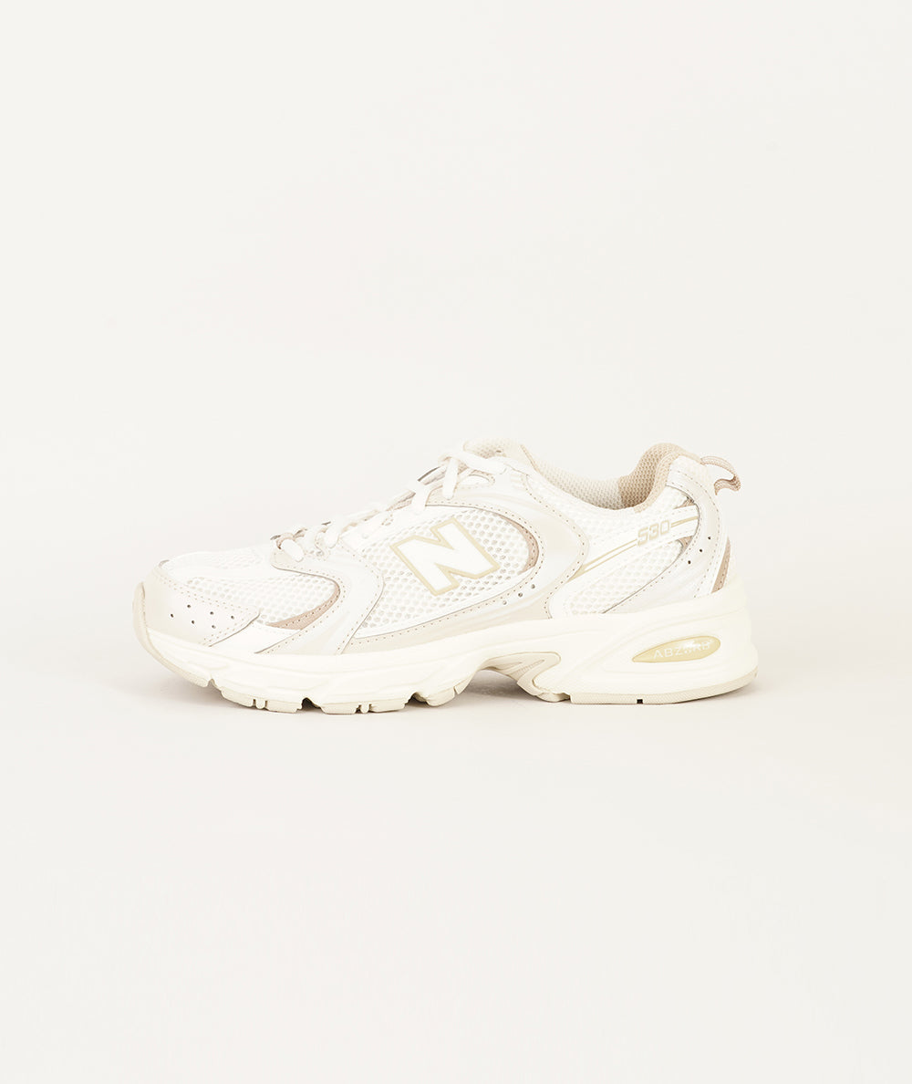 
                  
                    NEW BALANCE NEW BALANCE 530
                  
                