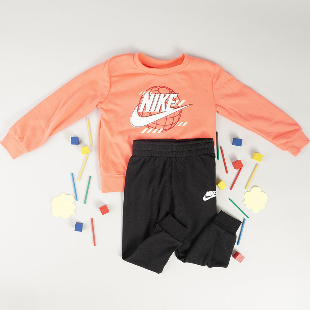 
                  
                    NIKE DIGITAL ESCAPE
                  
                
