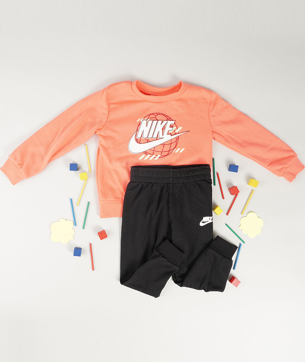 
                  
                    NIKE DIGITAL ESCAPE
                  
                
