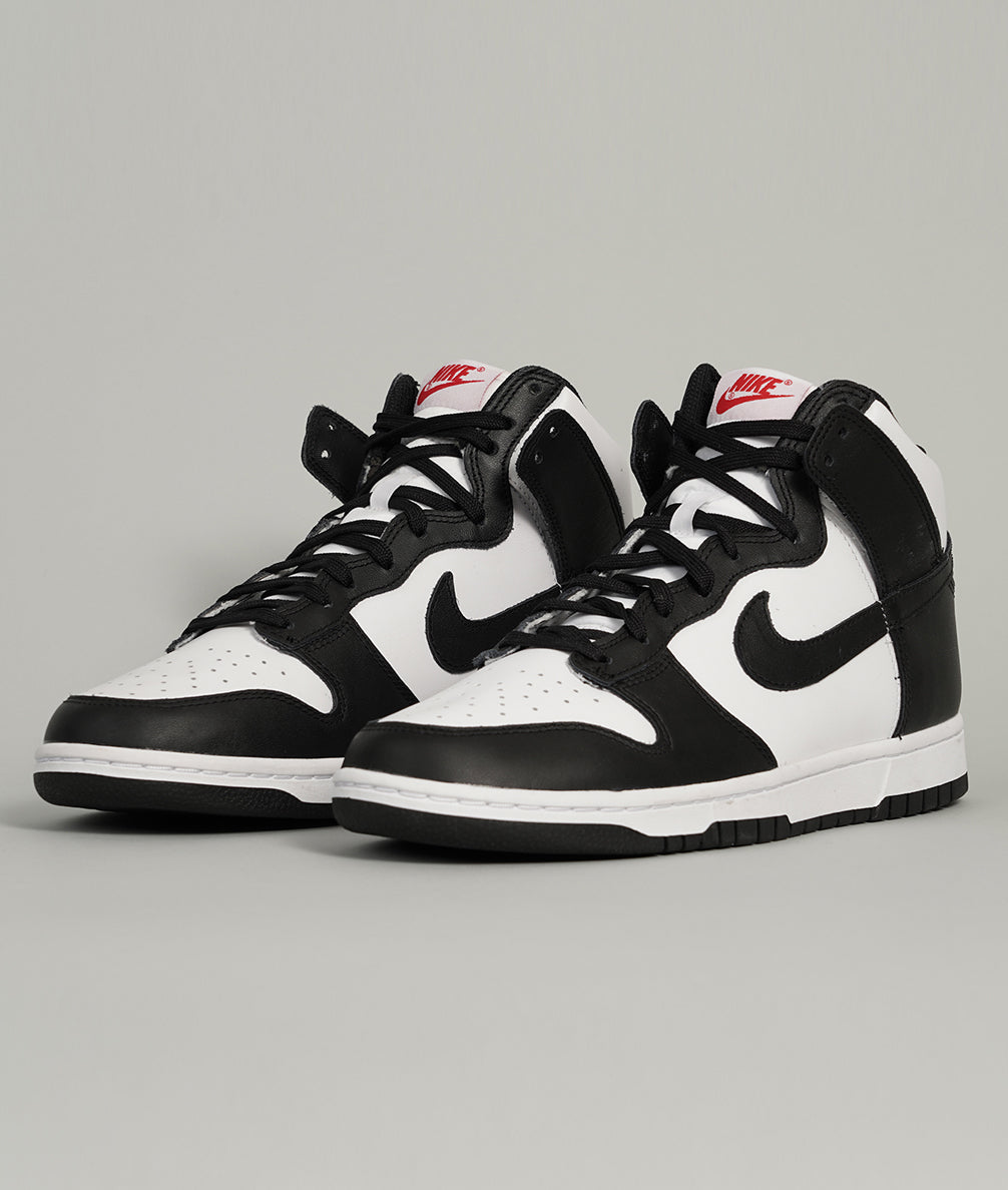 
                  
                    NIKE DUNK HIGH PANDA
                  
                
