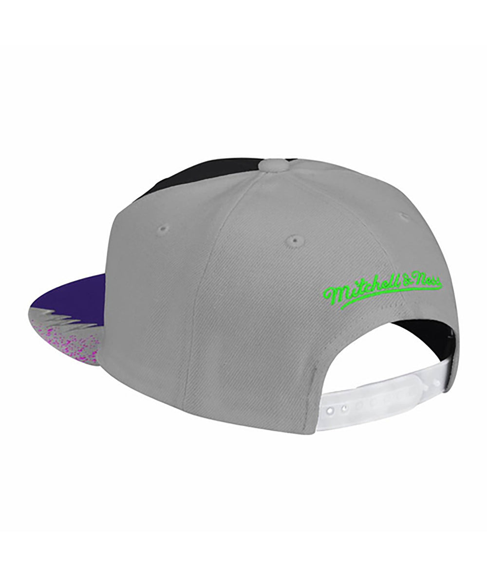 
                  
                    MITCHELL & NESS NBA DAY 5 SNAPBACK BULLS
                  
                