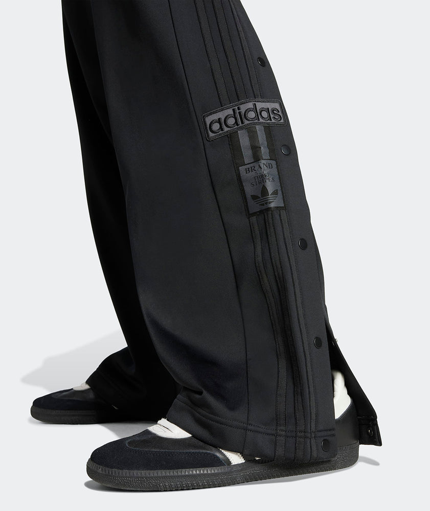 
                  
                    ADIDAS Pantaloni adidas Originals adibreak
                  
                