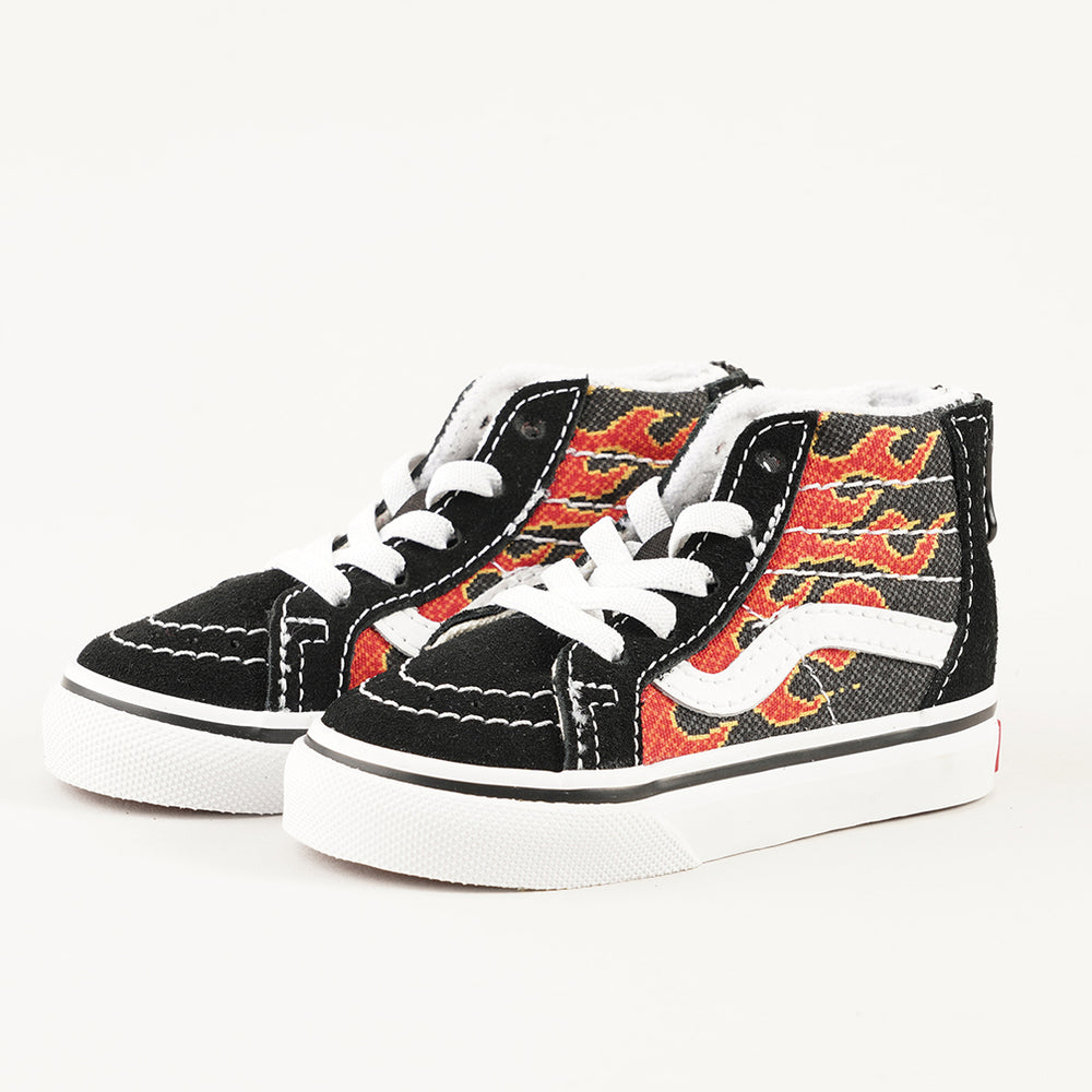 
                  
                    VANS SK8-HI ZIP
                  
                