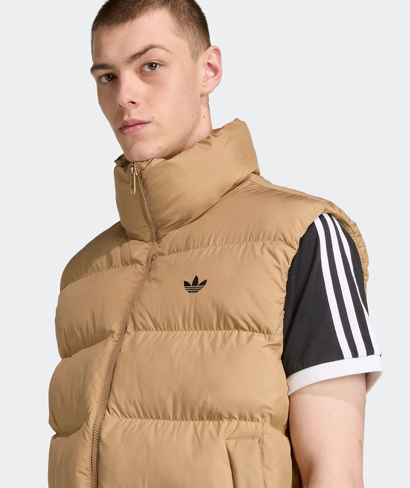 
                  
                    ADIDAS COMMERCIAL VEST
                  
                