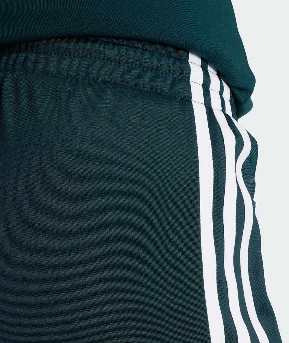 
                  
                    ADIDAS TRACK PANT ADICOLOR
                  
                