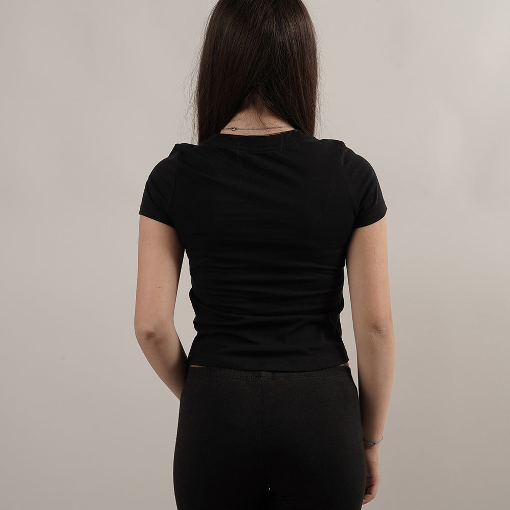 
                  
                    NIKE T-SHIRT
                  
                